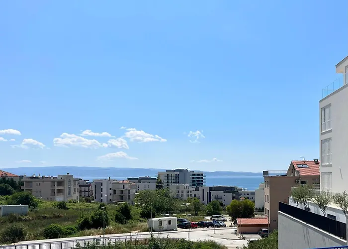 Seaside Escape ספליט